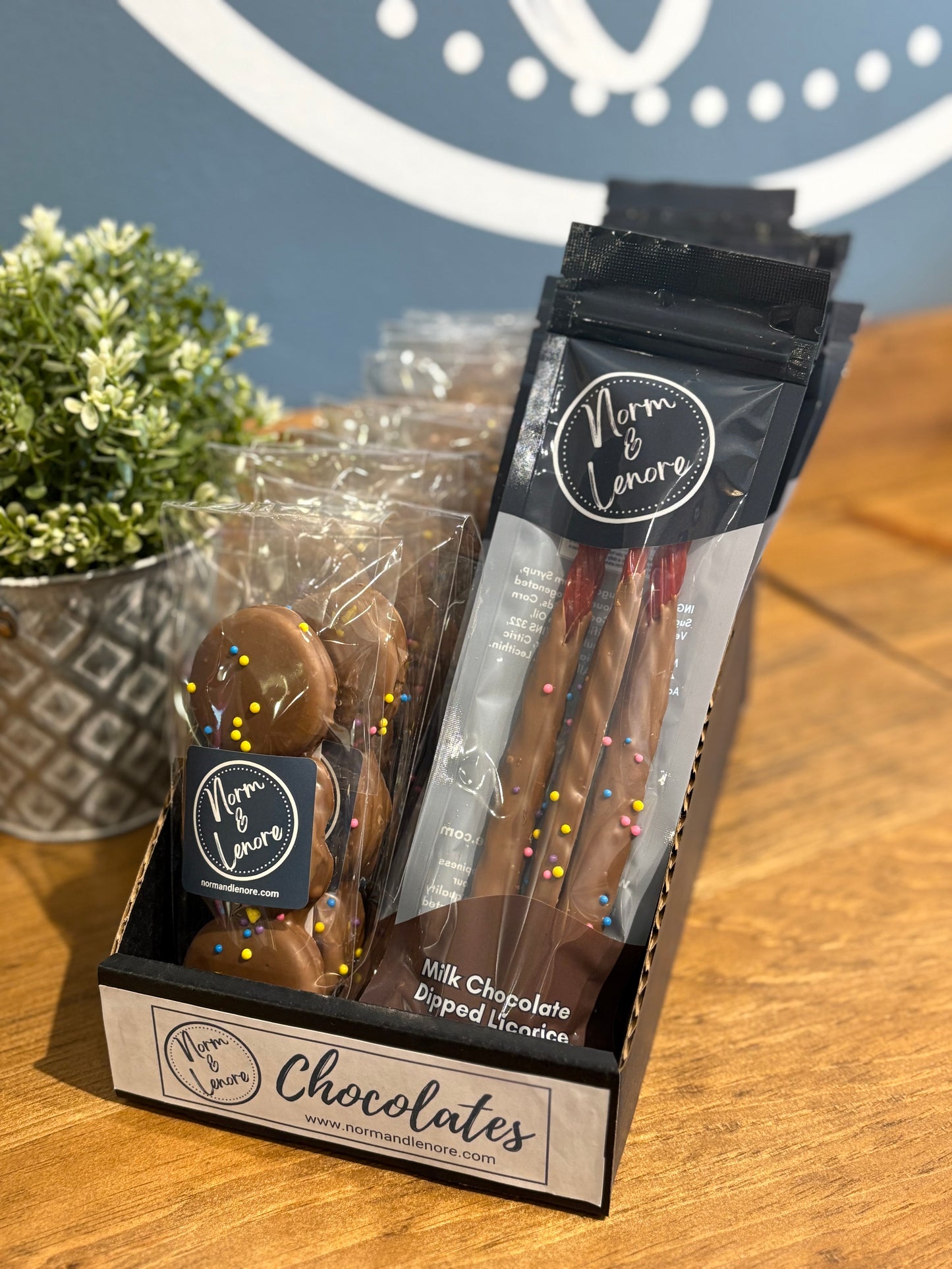 Wholesale 12” x 6” Assorted Chocolate Package