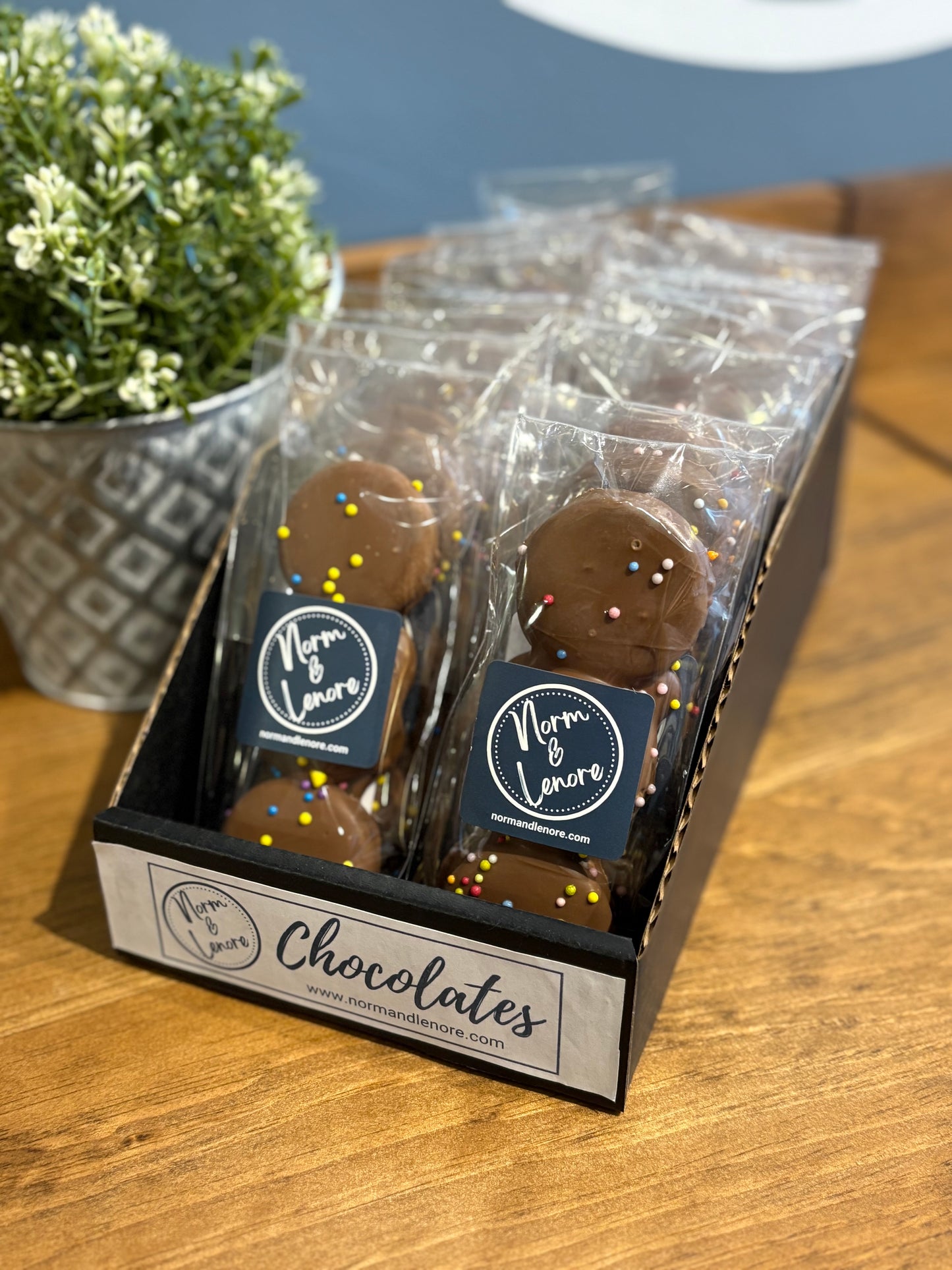 Wholesale 12” x 6”Chocolate Oreo Package