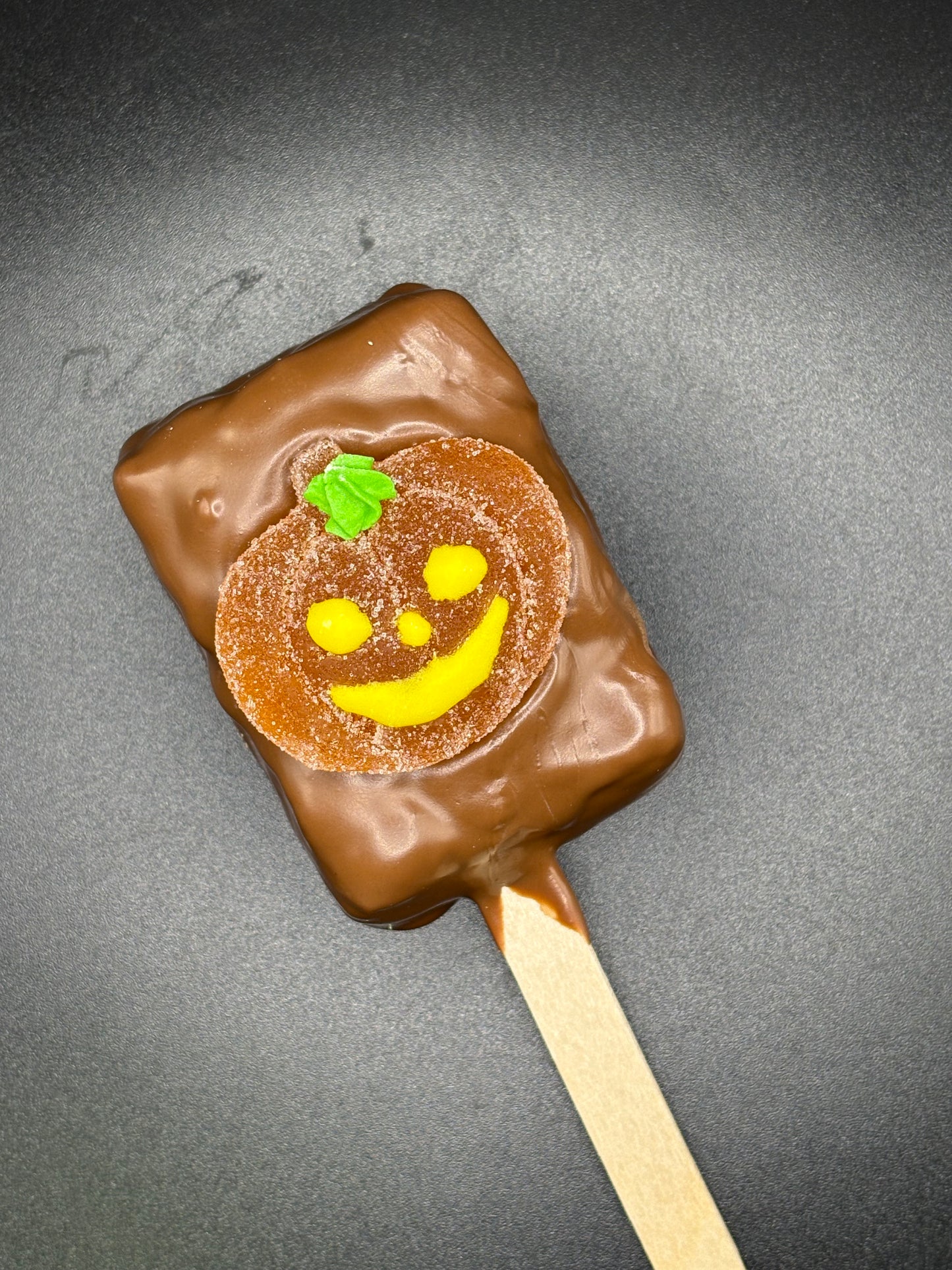 Wholesale Halloween Jack-o-Lantern Gummy Rice Krispie Square