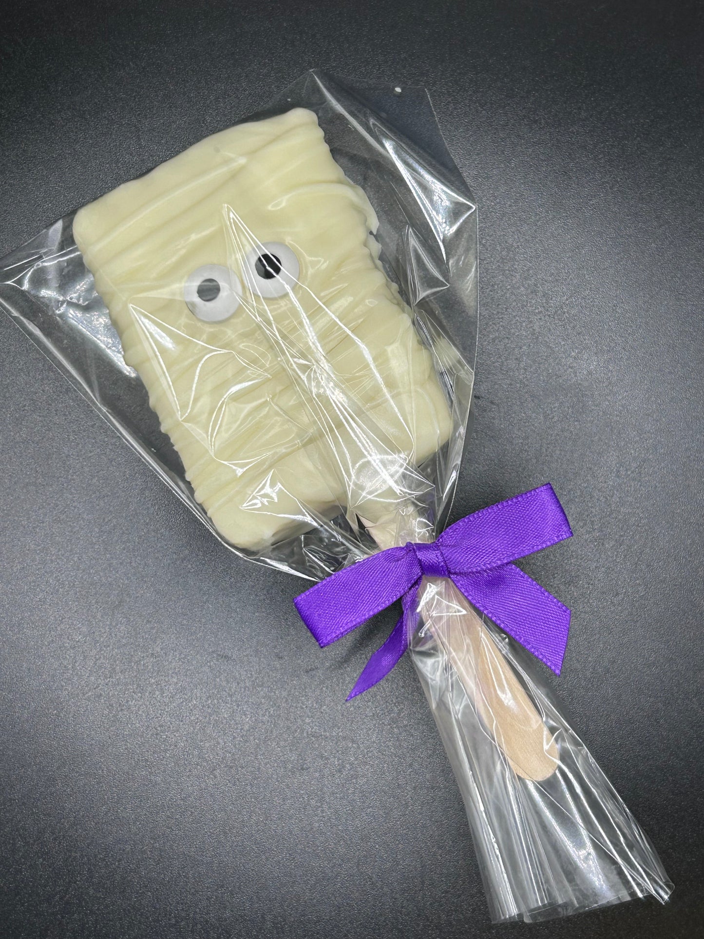 Wholesale Halloween Mummy Candy Rice Krispie Square