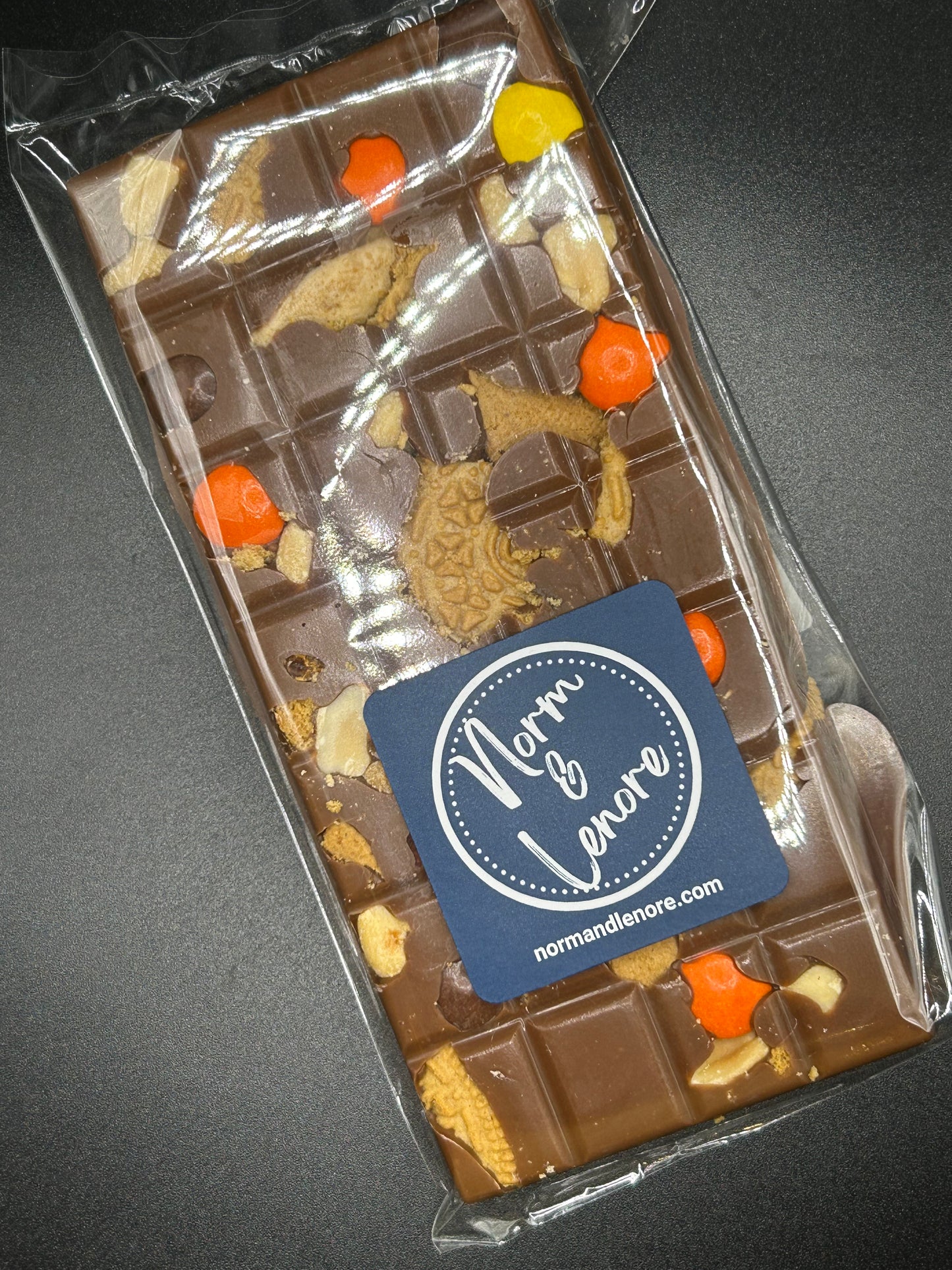 Milk Chocolate Peanut Lovers Specialty Bar