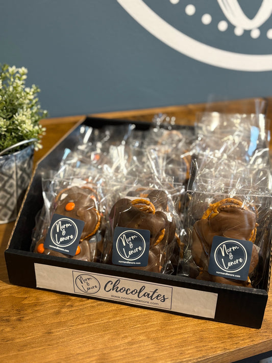 Wholesale 12” x 12”Chocolate Pretzel Package