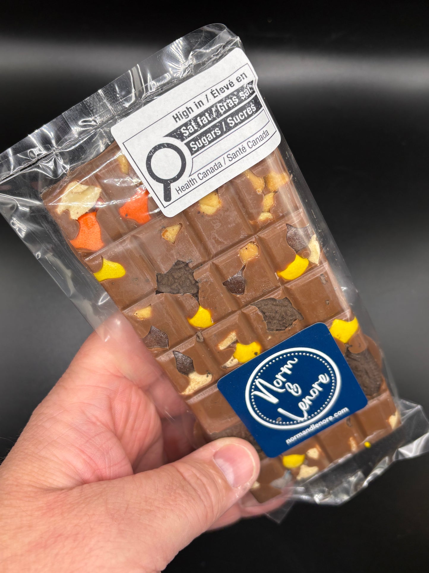 Wholesale Milk Chocolate Peanut Lovers Specialty Bar