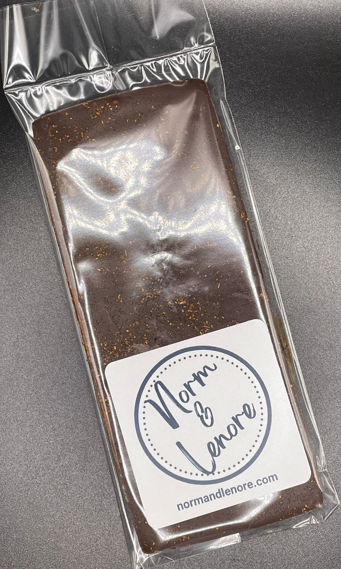 Wholesale 55% Dark Chocolate with Chili (Vegan) Bar